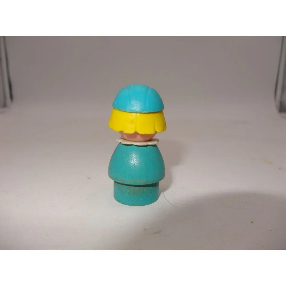 Fisher‎ Price Little People Turquoise Blond Stewardess Girl Hat Woman